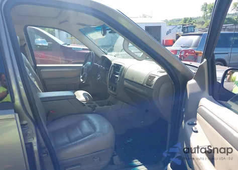 2004 Ford Explorer Xlt/Xlt Sport/Nbx z USA, uszkodzony, nr VIN 1FMZU73E14UC34007